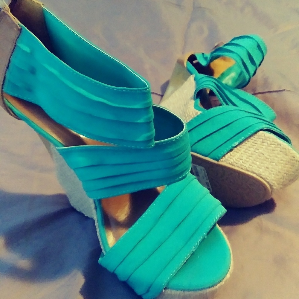 Body central wedges